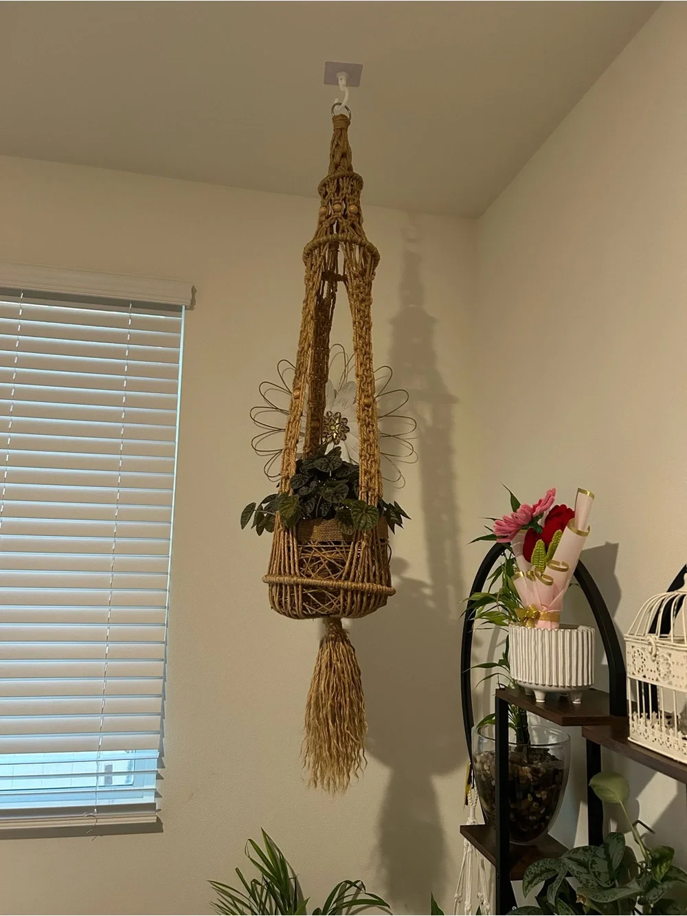 Handmade jute Macrame plant hanger